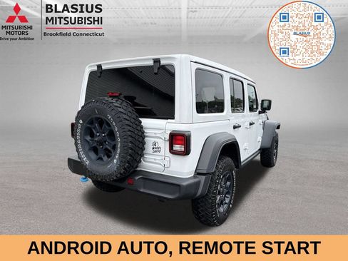 Used 2023 Jeep Wrangler Unlimited w/ Sun & Screen Package AWD/4WD image 11