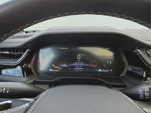 Used 2023 Jeep Grand Cherokee Overland w/ Advanced Protech Group III image 23