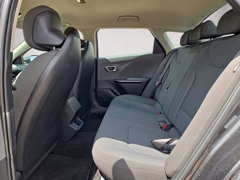 Used 2025 Kia K4 FWD image 14