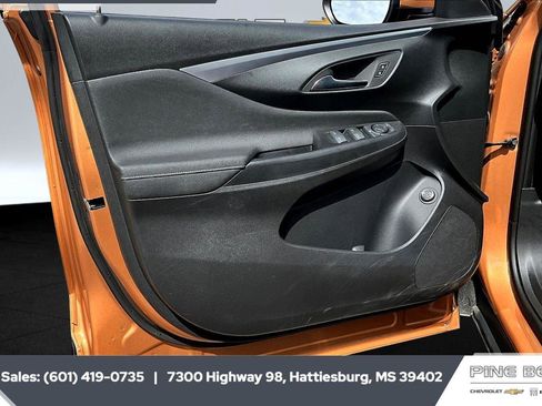 Used 2025 Buick Envista Preferred w/ Convenience I Package FWD image 19