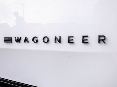 Used 2024 Jeep Wagoneer Series II w/ Convenience Group I AWD/4WD image 45