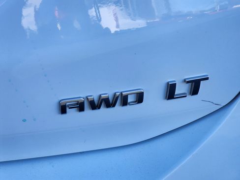 Used 2024 Chevrolet Equinox LT image 12