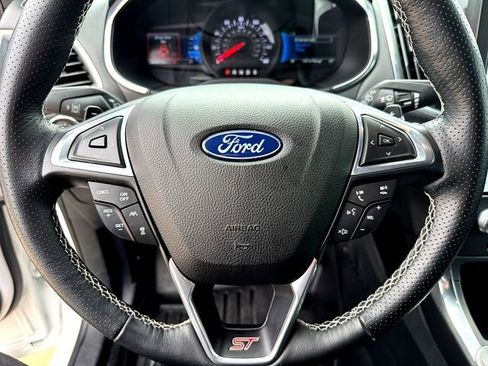 Certified 2021 Ford Edge ST image 11