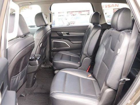Used 2025 Kia Telluride S AWD/4WD image 12