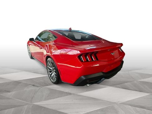 Used 2025 Ford Mustang Premium RWD image 6