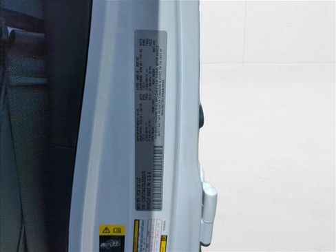 New 2025 Jeep Gladiator High Tide image 20