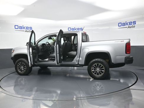 Used 2019 Chevrolet Colorado ZR2 image 56