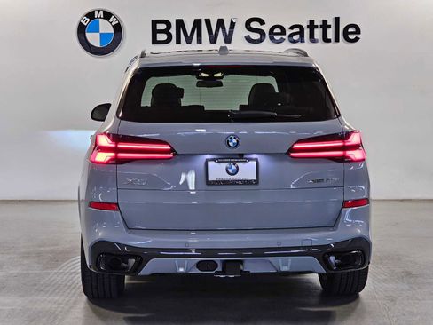 New 2026 BMW X5 xDrive50e w/ M Sport Package AWD/4WD image 5