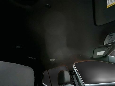 Certified 2023 Chevrolet Traverse LT image 29