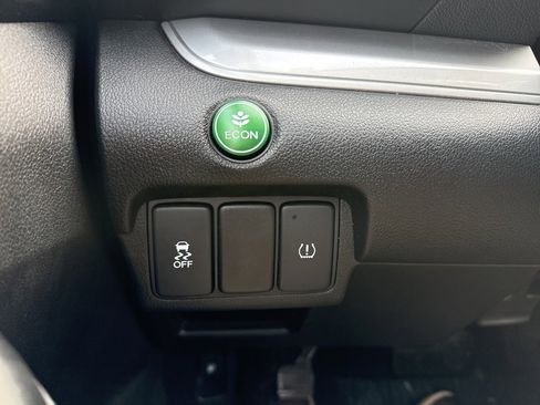 Used 2015 Honda CR-V LX image 31