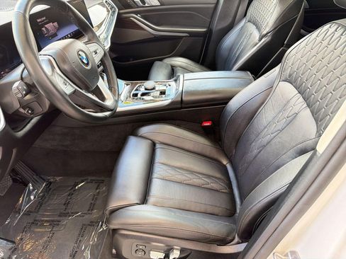 Used 2026 BMW X7 xDrive40i AWD/4WD image 5
