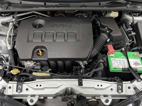 Used 2016 Toyota Corolla S image 29