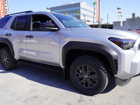 New 2026 Toyota 4Runner SR5 RWD image 3