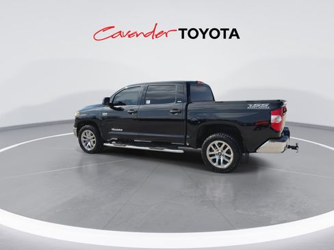 Used 2018 Toyota Tundra SR5 w/ SR5 Upgrade Package image 6