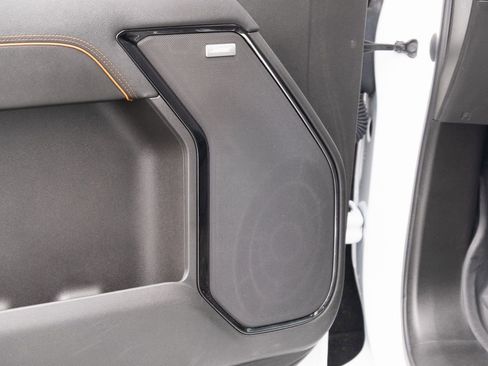 Used 2023 GMC Sierra 1500 AT4 w/ Technology Package image 15