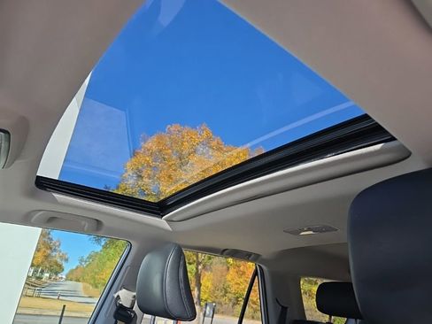 Used 2022 Toyota 4Runner SR5 Premium image 24