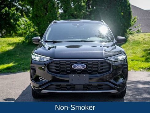 Used 2024 Ford Escape ST-Line AWD/4WD image 2