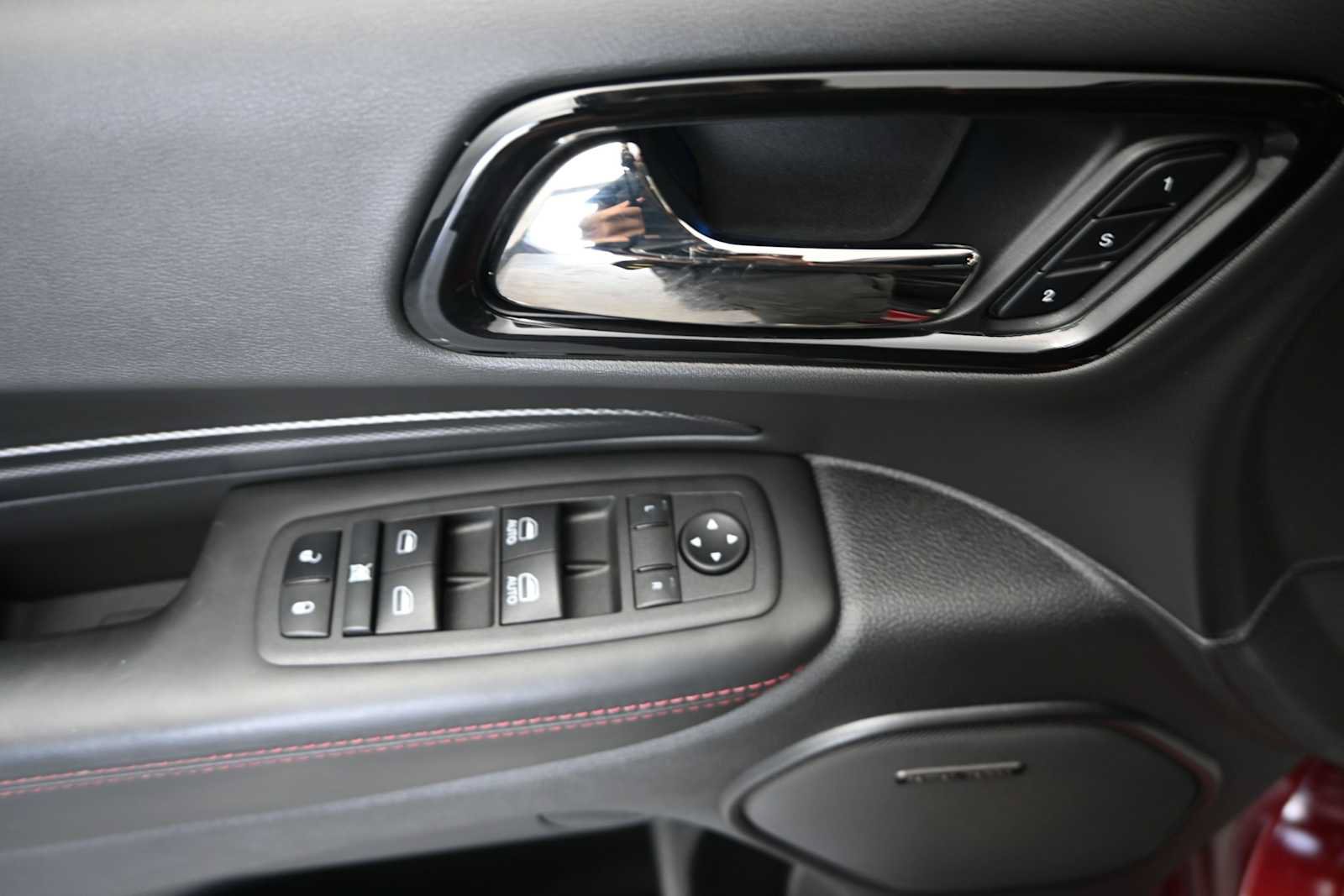 Used 2022 Dodge Durango R/T AWD/4WD image 19