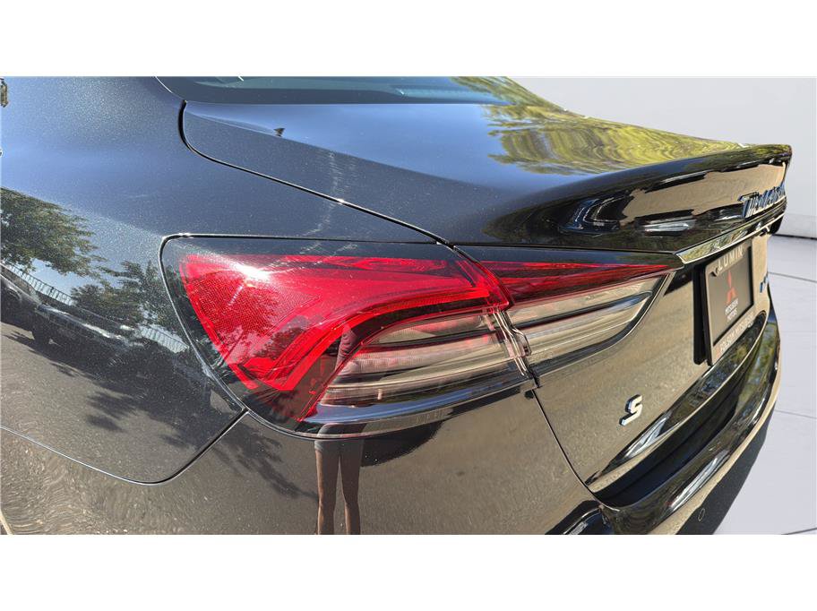Used 2021 Maserati Quattroporte S RWD image 13