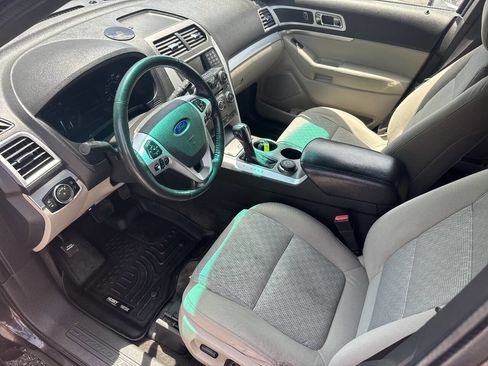 Used 2012 Ford Explorer XLT AWD/4WD image 11