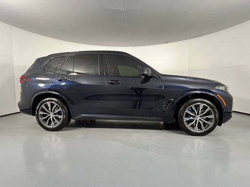 Used 2024 BMW X5 xDrive40i w/ M Sport Package image 8