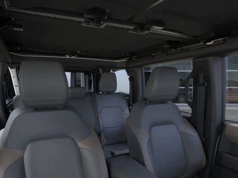 New 2025 Ford Bronco Big Bend image 12