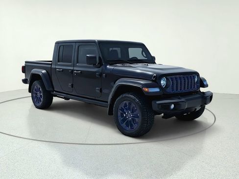 Used 2024 Jeep Gladiator Sport AWD/4WD image 1