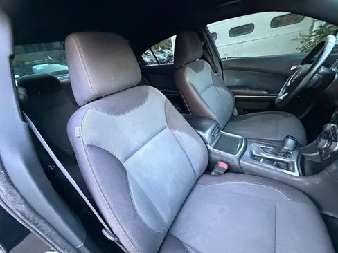 Used 2015 Dodge Charger SE w/ Sport Appearance Group RWD image 46