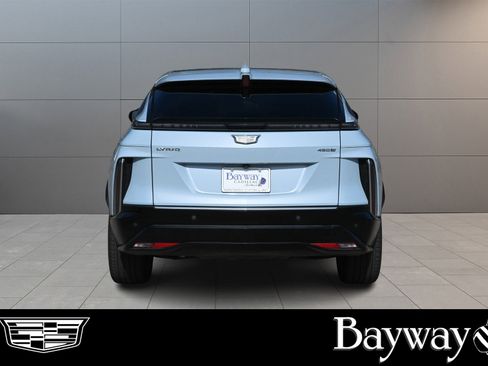 Used 2024 Cadillac Lyriq Luxury w/ LPO, Floor Liner Package image 6