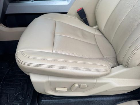 Used 2020 Ford F350 Lariat w/ Lariat Value Package image 14