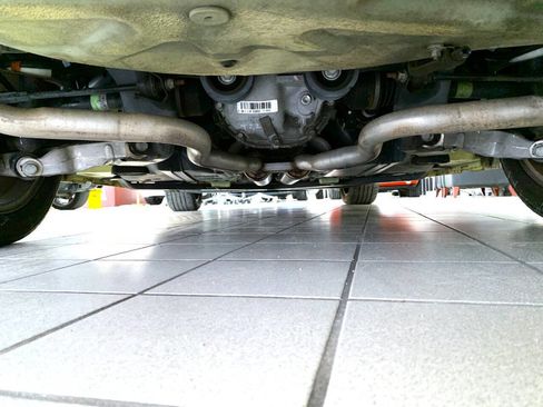 Used 2002 Ford Thunderbird Deluxe image 15