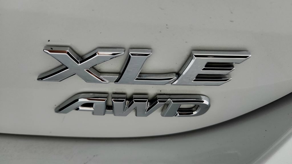 Certified 2024 Toyota Camry XLE w/ Cold Weather Package AWD/4WD image 39