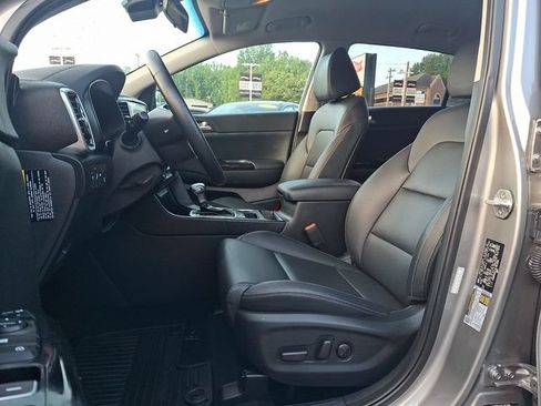 Used 2020 Kia Sportage EX FWD image 13