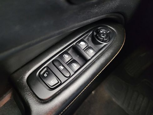 Used 2018 Jeep Compass Sport AWD/4WD image 27