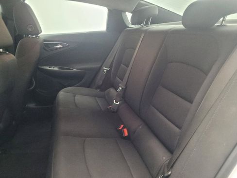 Used 2020 Chevrolet Malibu LS FWD image 18