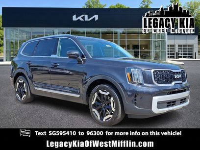 Used 2025 Kia Telluride EX w/ EX Captain's Chair Package