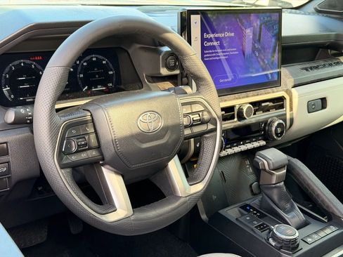 Used 2024 Toyota Tacoma Limited w/ Limited Package (LT) AWD/4WD image 17