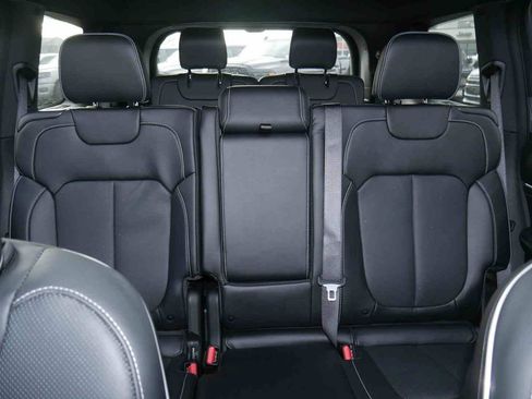 New 2025 Jeep Grand Cherokee L Overland w/ Advanced Protech Group III image 39