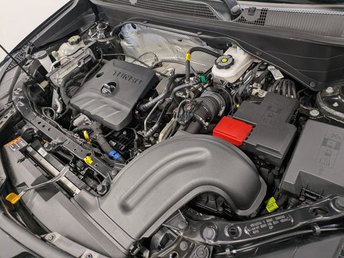 Used 2023 Buick Encore GX Select w/ Sport Touring Package image 30