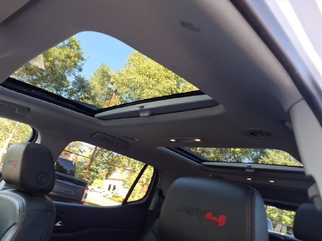Used 2023 GMC Acadia AT4 w/ Technology Package AWD/4WD image 15