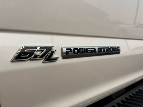 Used 2017 Ford F350 Lariat w/ Chrome Package AWD/4WD image 43