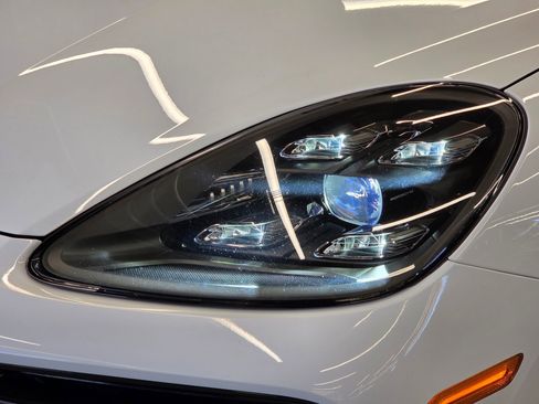 Certified 2023 Porsche Cayenne Turbo image 26