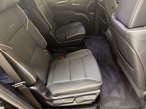 Certified 2024 Cadillac Escalade Premium Luxury w/ Performance Package AWD/4WD image 30