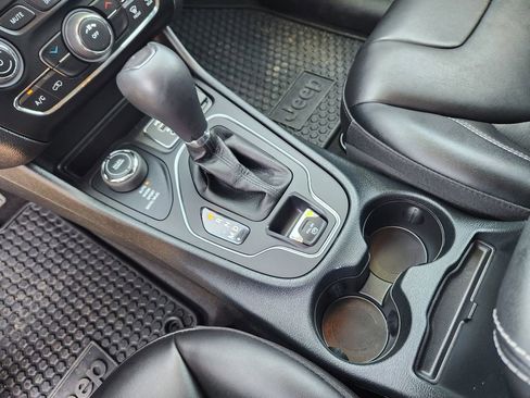 Used 2022 Jeep Cherokee Latitude image 26