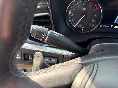 Used 2023 Cadillac XT6 Sport w/ Platinum Package AWD/4WD image 26