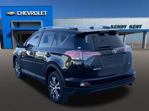 Used 2016 Toyota RAV4 LE FWD image 28