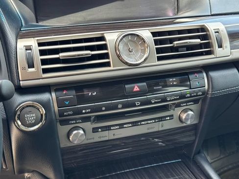 Used 2015 Lexus LS 460 w/ Comfort Package RWD image 12
