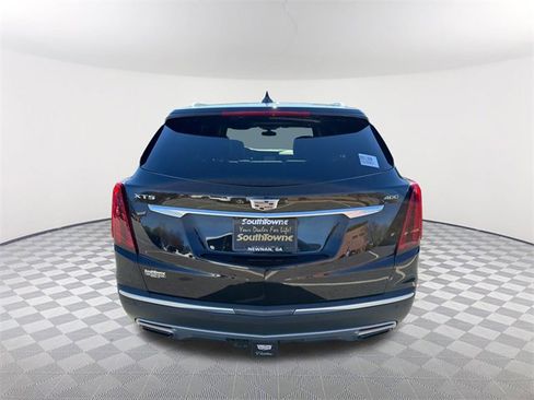 Used 2021 Cadillac XT5 Premium Luxury image 6