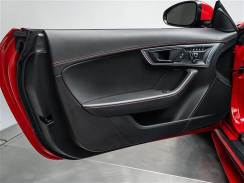 Used 2020 Jaguar F-TYPE Checkered Flag image 29