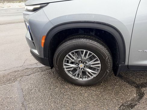 New 2026 Chevrolet Traverse LT w/ Driver Confidence Package image 10
